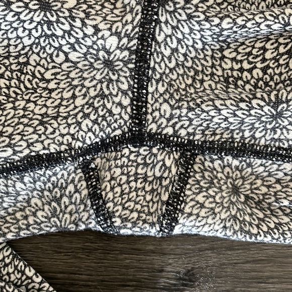 Sz10 Lululemon Wunder Under Tight in Plush Petal Deep Coal Ghost in GUC - Picture 11 of 12